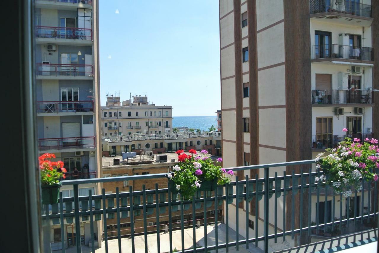 Apartamento Casa Di Linda Salerno Exterior foto
